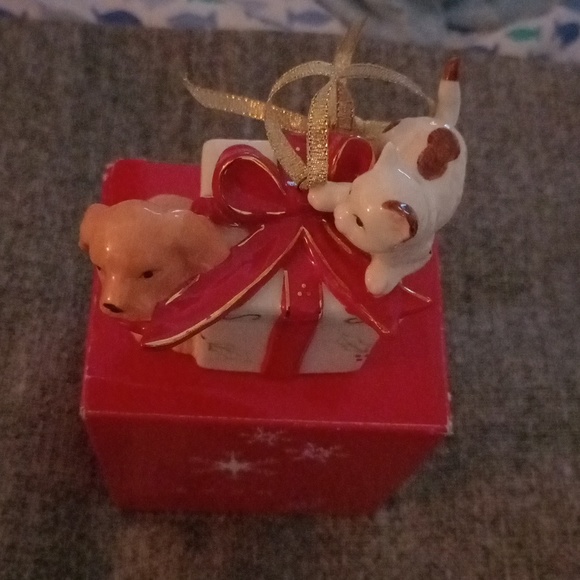 Ornament - Picture 6 of 7